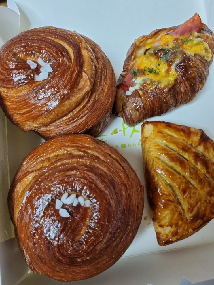 [좋은아침 페스츄리] 군포_몽블랑&크루아상&팡도르 맛집