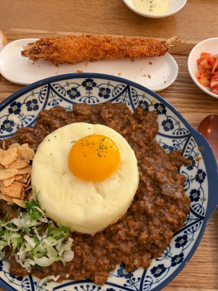  카레와 돈가스가 맛있는 강남논현 부엉이식당 / 학동 캐주얼 일식당 / 강남논현 직장인 점심 추천