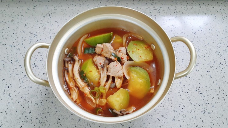 백종원 애호박찌개 돼지고기애호박찌개 만드는법 애호박 돼지고기 고추장찌개 백종원 애호박찌개 돼지고기애호박찌개 만드는법 애호박 돼지고기 고추장찌개