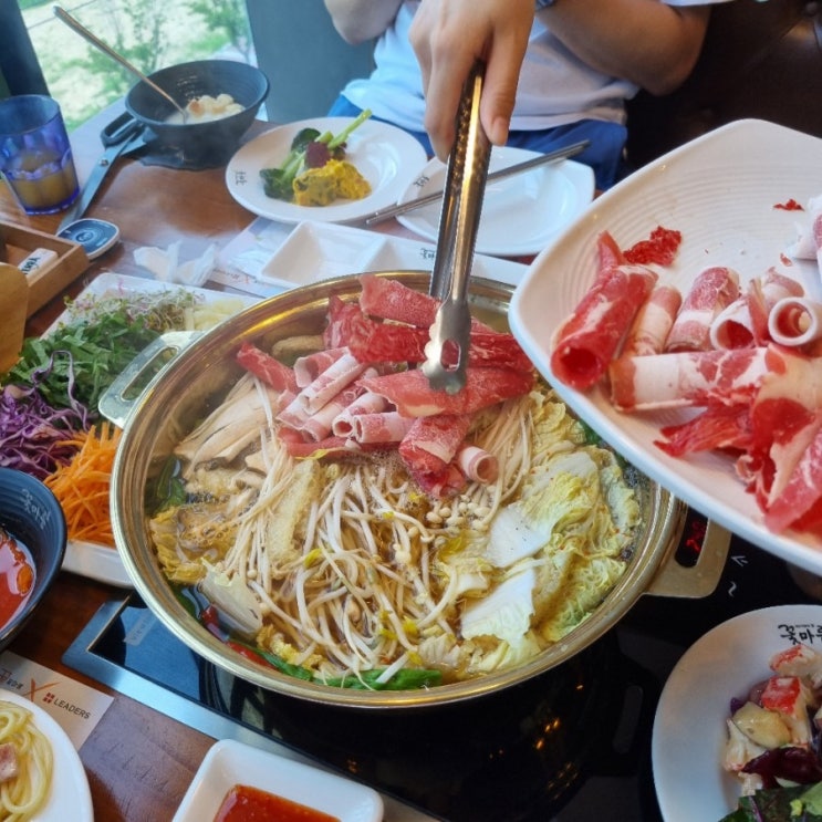  울산 매곡,신천 샤브샤브 "꽃마름"