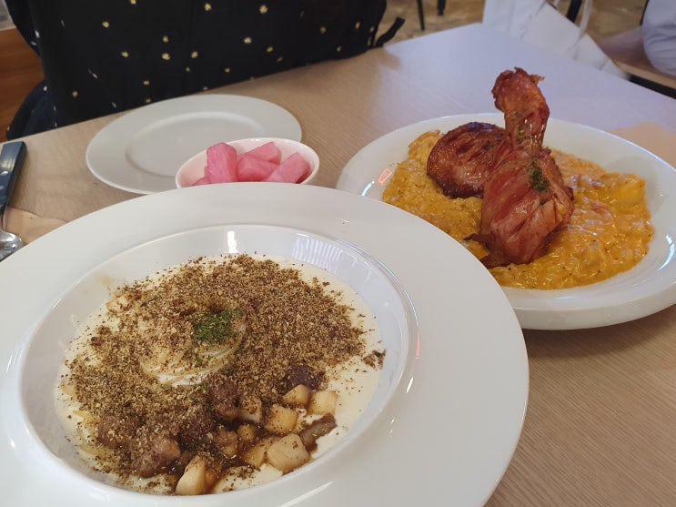  신사역 파스타, 맛있게 먹고 온 세컨디포레스트 가로수길점