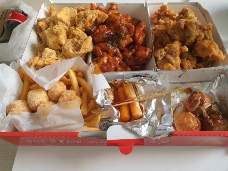  [일상] 집콕생활 혼자 치킨 세마리 시켜먹기, 치킨세마리 세트 순살치킨 먹부림