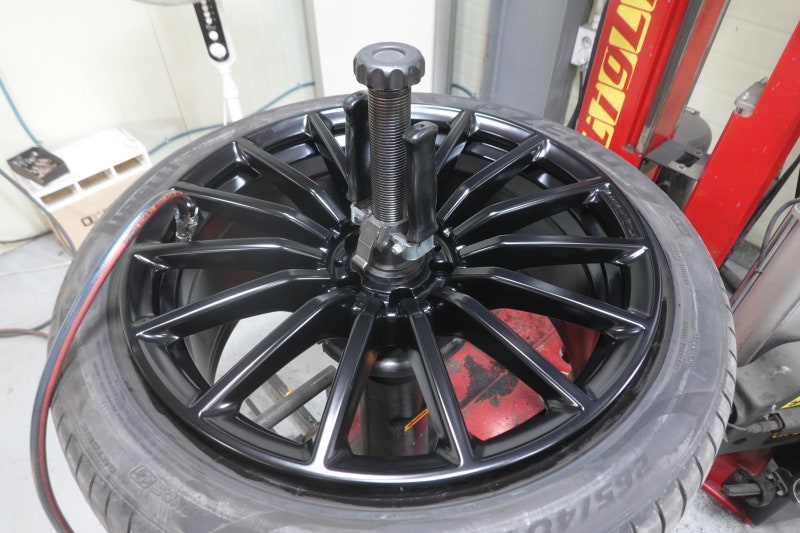 남양주 불암산로 / 휠복원/도색 / 블랙 반무광 휠 도색 / AMG GT