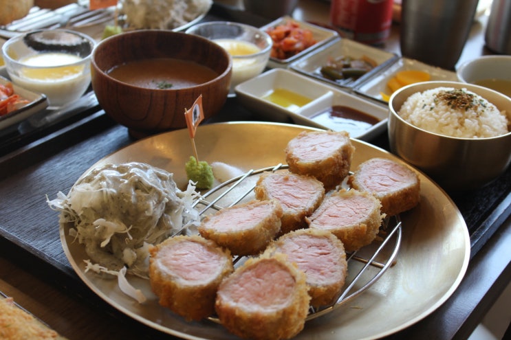  경주 대릉원 맛집 수제 돈까스와 카레 장인 호랑이카츠
