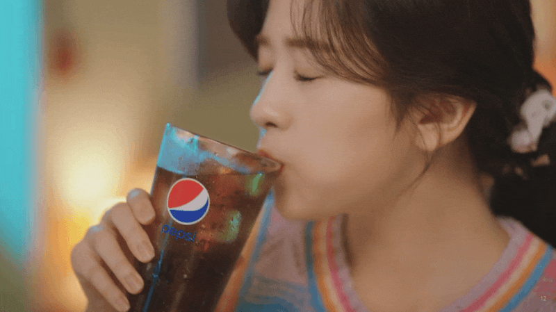 anyujin%25EF%25BC%258D20210721%25EF%25BC%258D000221%25EF%25BC%258D003.gif?type=w800