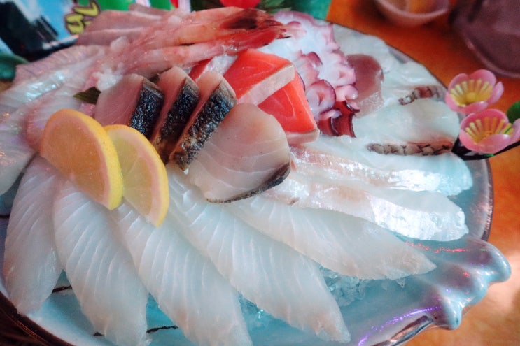  홍대 연남동 횟집 바다생고기, 레트로 술집 가성비 분위기 맛집으로 추천이염
