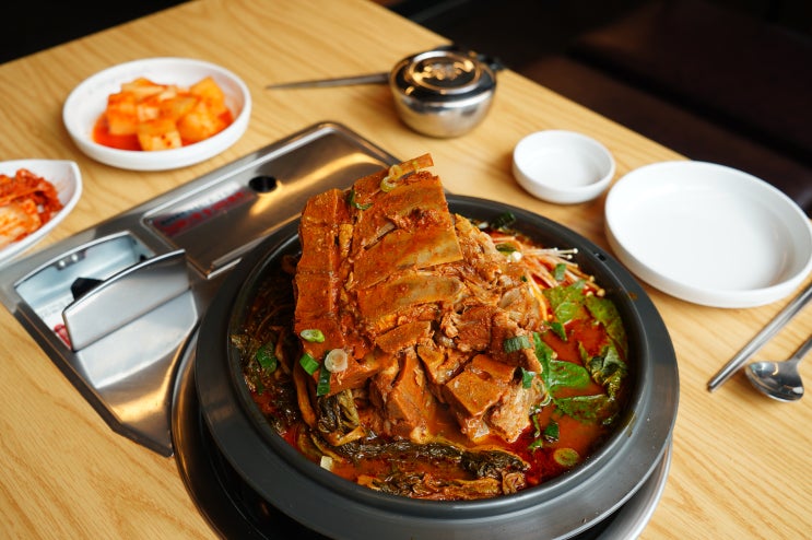  남양주 감자탕 추천 맛집 양이 푸짐한 청년 감자탕 다산점