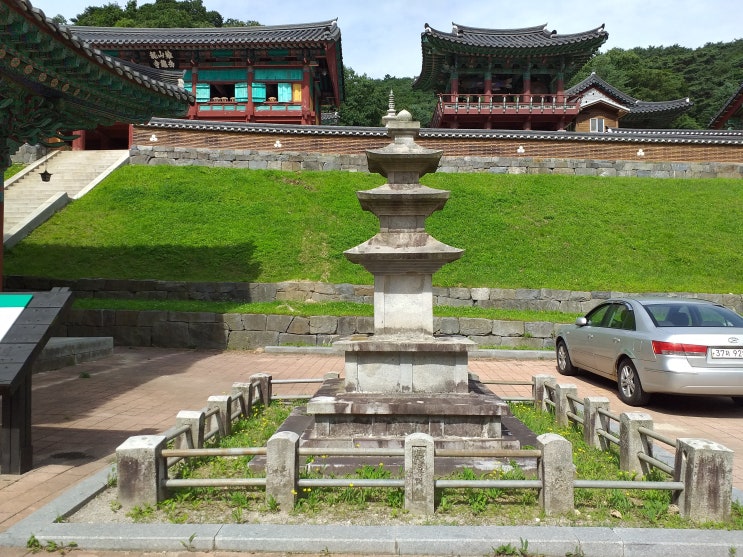  용소가 감싸고 도는 아름다운 천년고찰. 치악산 구룡사(龜龍寺)