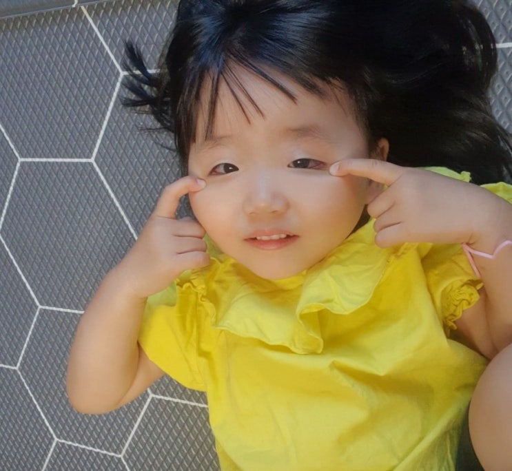  엘사우산&엘사핸드백 4살 유아 오늘의 등원룩입니다:))