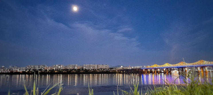  한여름 밤 한강 산책, 금호나들목 한강공원