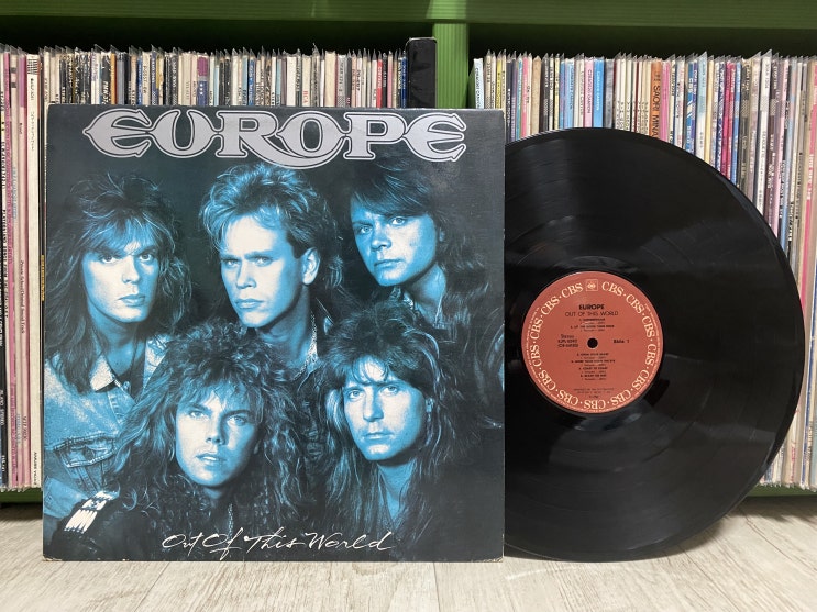  Europe - Superstitious (Album, LP)