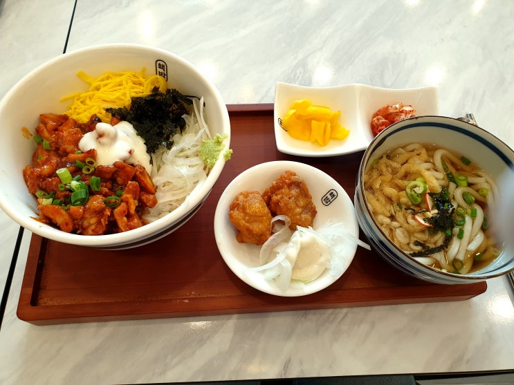  고기 덮밥 잘하는 집 핵밥 중동센트럴파크점