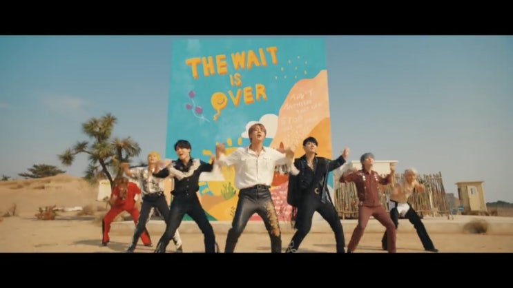  이번 주 빌보드 싱글차트 1위곡인 BTS의 ‘Permission to Dance’ 뮤비 전격 해부! 그리고 뮤비를 보고 떠오른 영화들