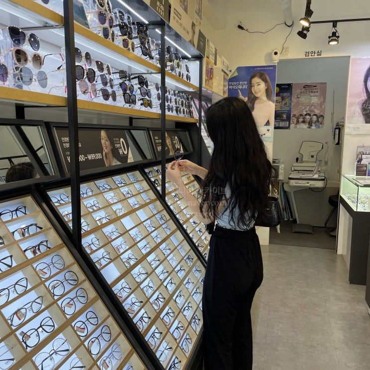  렌즈미 글라스미 안경 제주시청점(안경테 사면 안경알 무료!!!)