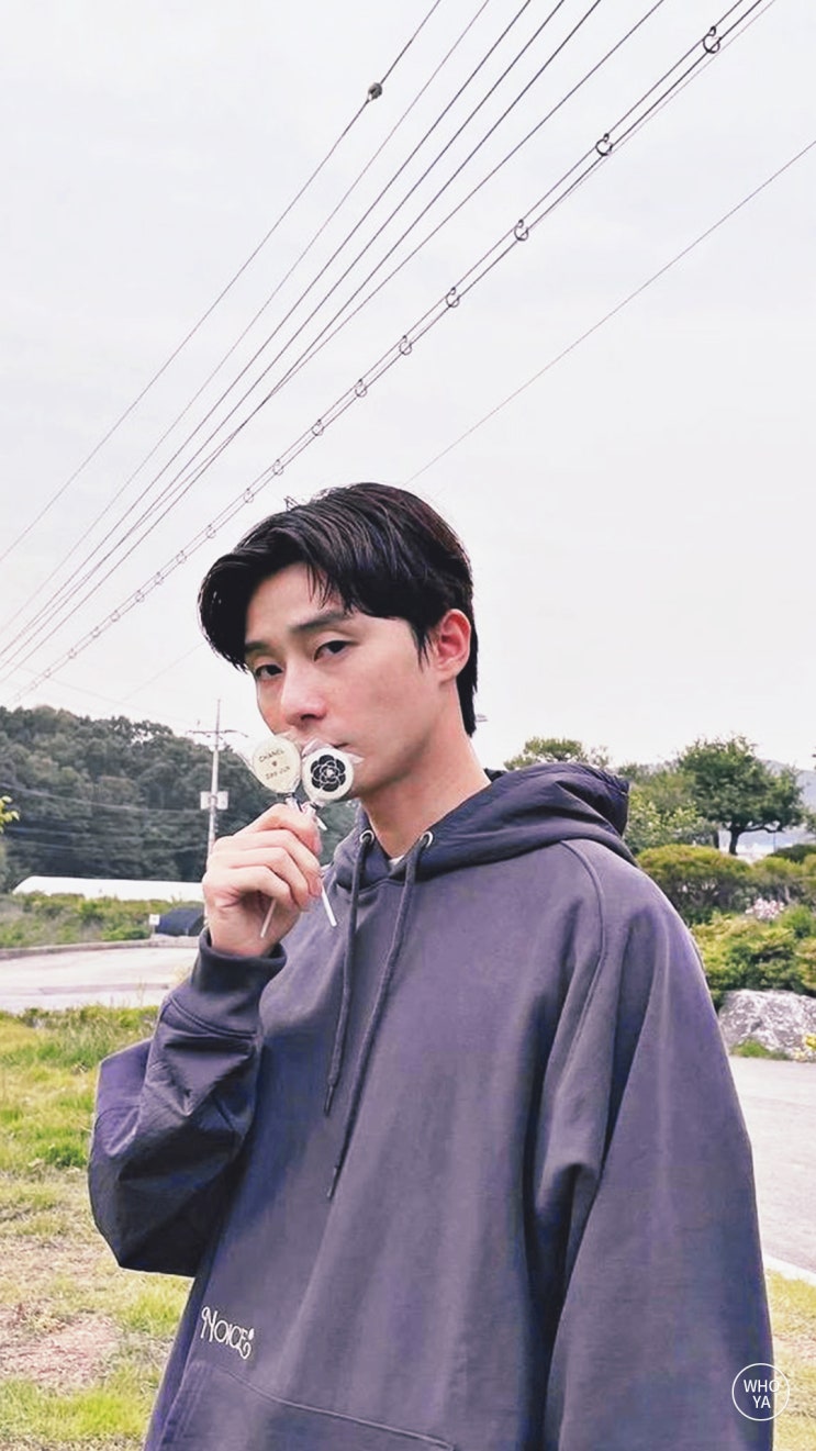  박서준 고화질 배경화면 / 박서준 인스타 사복 일상