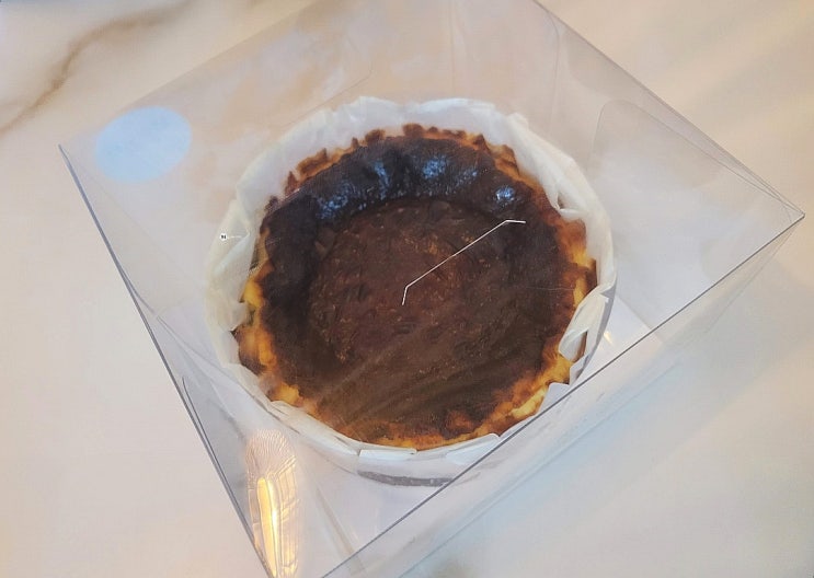  부산 버터린의 바스크 치즈케이크 내돈내산