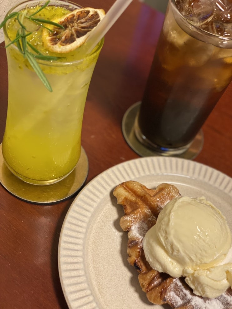  [서울대입구, 낙성대 카페] 서울테이블 Seoul Table
