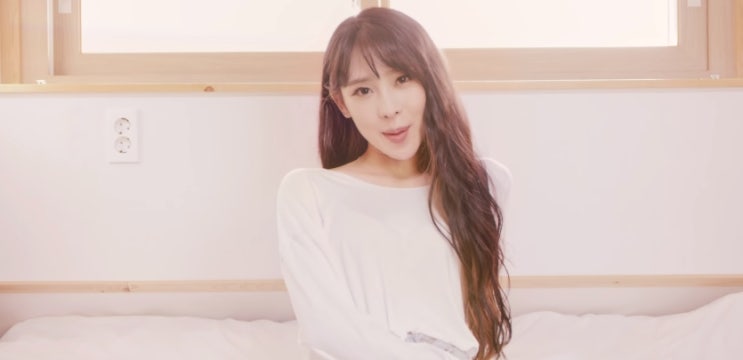  [MV] 엘리아 (DJ ELLIA) _ Weekend [뮤비/가사/듣기]