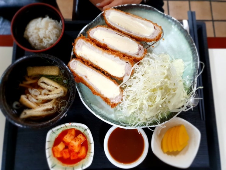  치즈돈까스가 예술인 후후돈 (구 후꾸짱) | 신논현역 강남역 맛집
