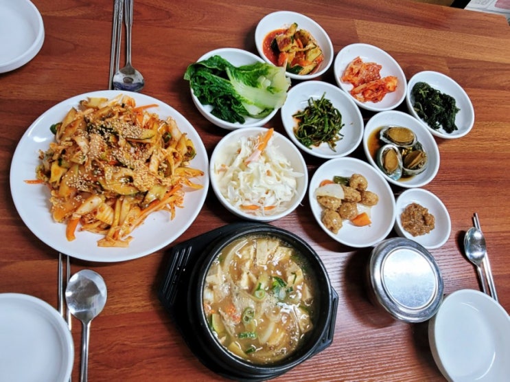 전복요리가 일품인 북면마금산온천 주변맛집 장가영양밥집(집밥)