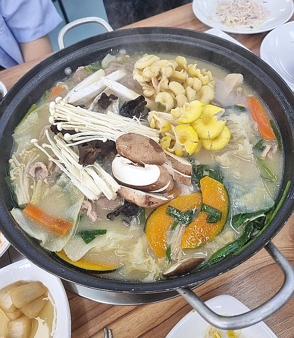  담양오리맛집, 산다라오리 황칠오리버섯전골로 몸보신하자