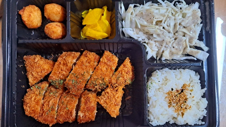  광양 중마동 감성키친 돈가스, 양념치킨