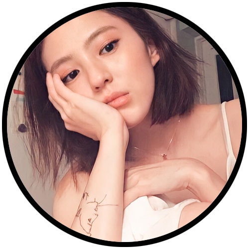 Han So-hee's Tattoos, the More You Know Her Past Photos, the More Charming She Becomes!