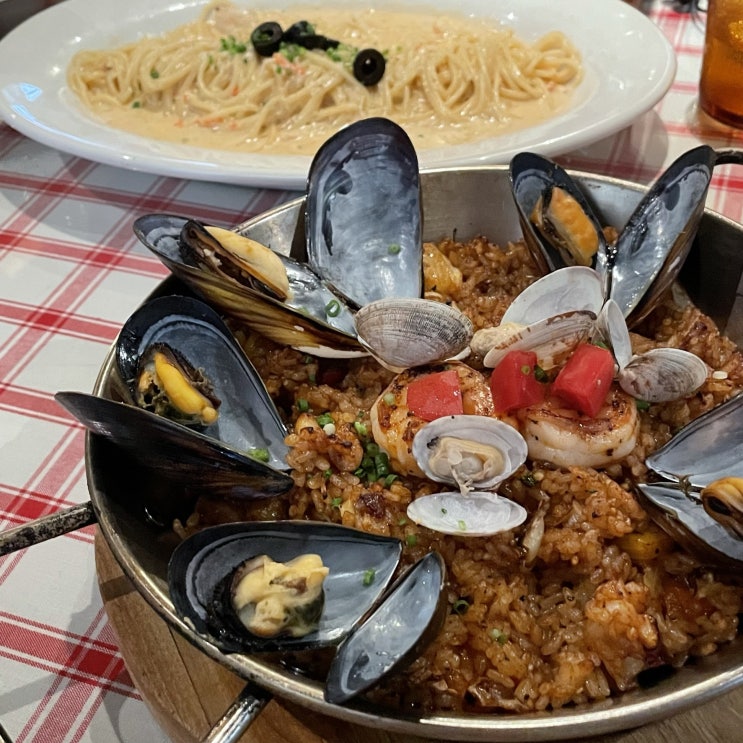  대구 동성로 건강한 지중해식 음식점 전문 맛집, 인투(into)