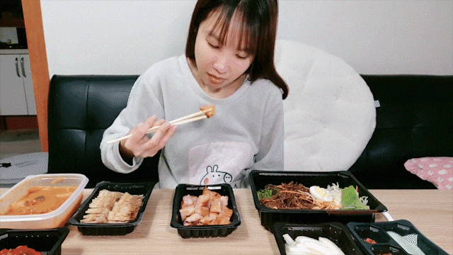 미스터보쌈 미스터꿉닭 커플세트 쫄깃한 맛 미스터보쌈 미스터꿉닭 커플세트 쫄깃한 맛
