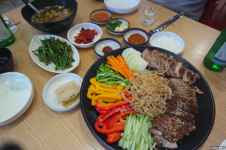  강동구 명일동 맛집 통통맛족발 냉채족발과 시원한 콩나물국이 맛있는 강동구 술집