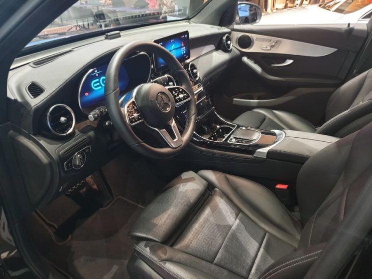  하남 스타필드에서 벤츠 GLC 300e 앉아보고 왔어요