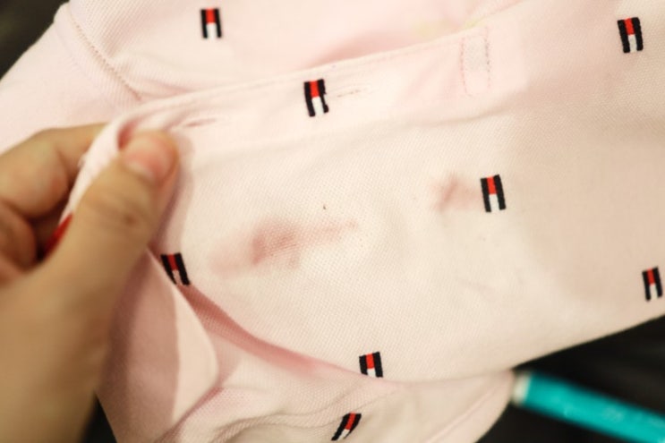  옷에과일물 및 김치국물지우는법 기름때까지 흰옷 얼룩제거제 인정!(영상후기)