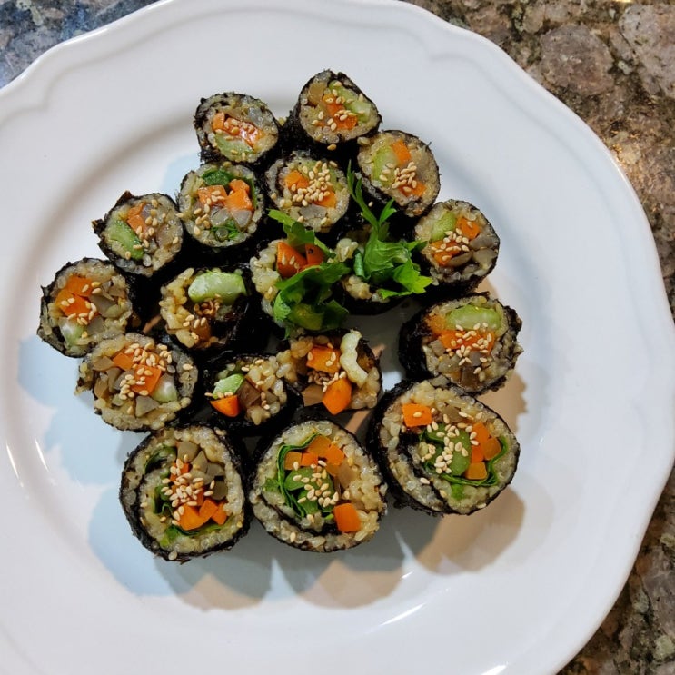  샐러리 먹는법_샐러리김밥만들기  집김밥이 최고예요