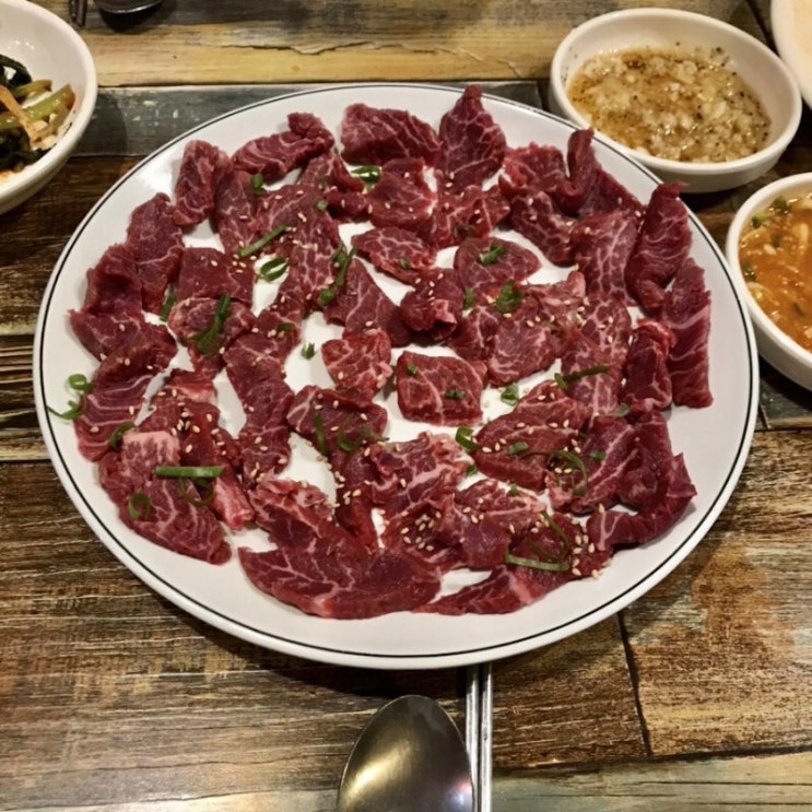  [1년 전 오늘] 아담하고 편안한 포차분위기 쌍용동 하루네뒷고기 / 천안식후감