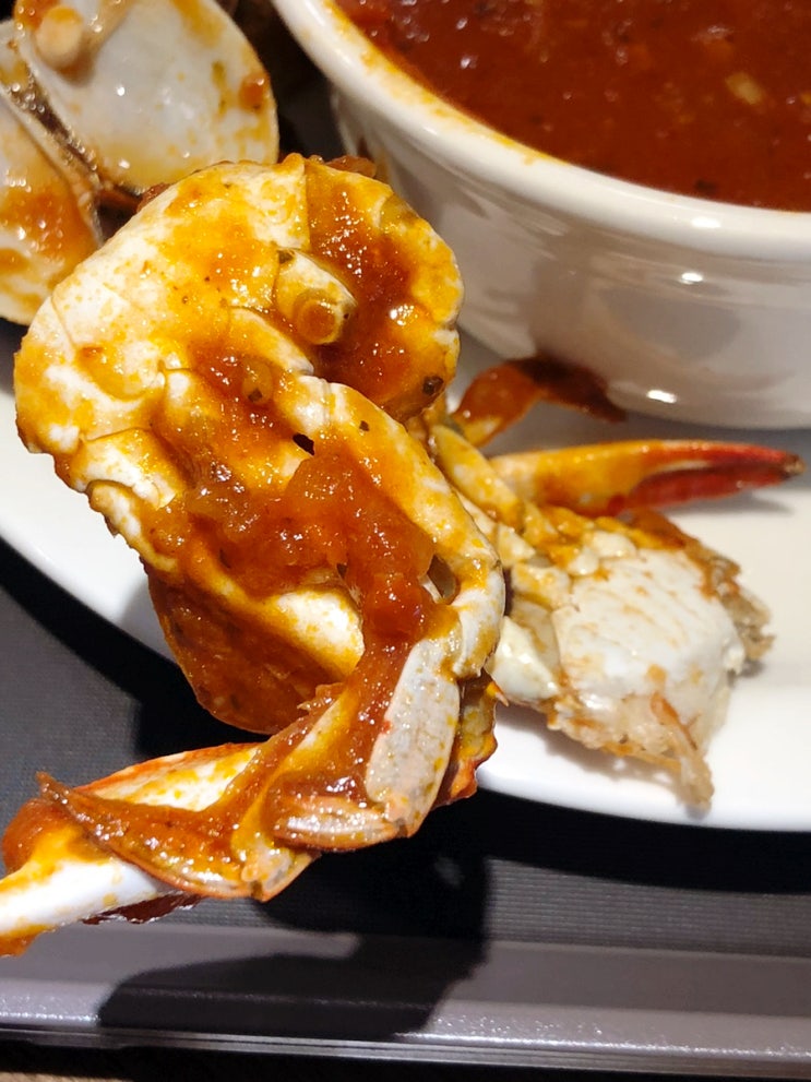 서울 강남 고속버스터미널 신세계 센트럴시티 2층 랍스터바 LOBSTER BAR WIAG 와인 홍합 토마토 스튜 혼술 갈만한곳 서울 강남 고속버스터미널 신세계 센트럴시티 2층 랍스터바 LOBSTER BAR WIAG 와인 홍합 토마토 스튜 혼술 갈만한곳