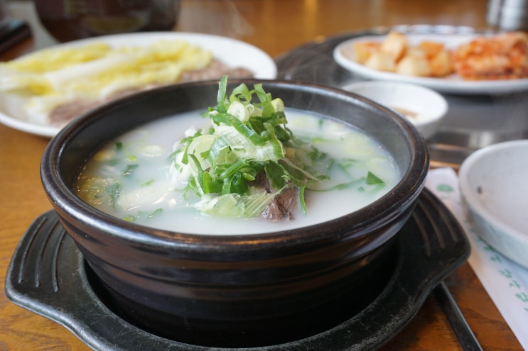  과천설렁탕맛집 민족설렁탕에서 한우육수