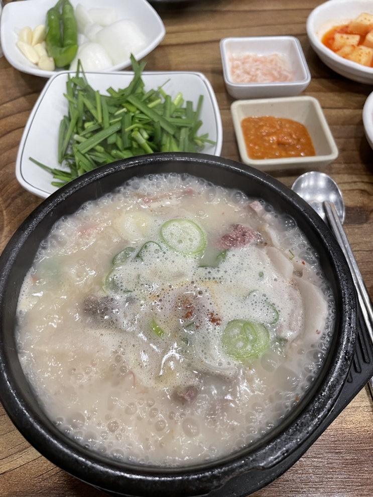  수변최고돼지국밥, 해동용궁사 부산 2박3일 여행기록 2탄