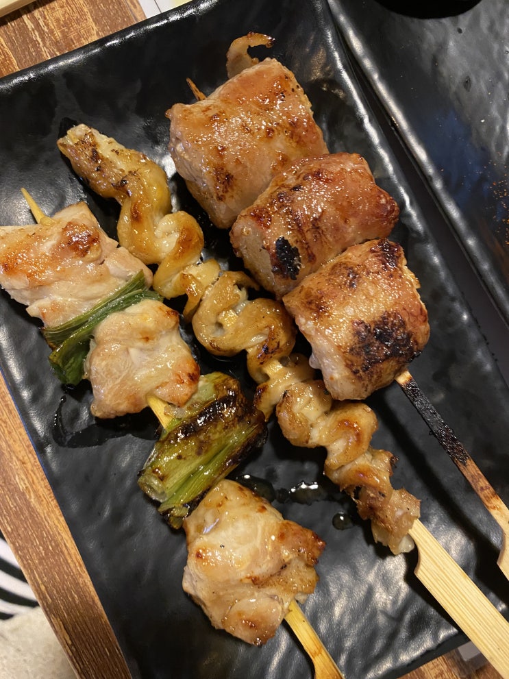  성수 술집 :: 분위기 좋은 꼬치 맛집 @토리아에즈