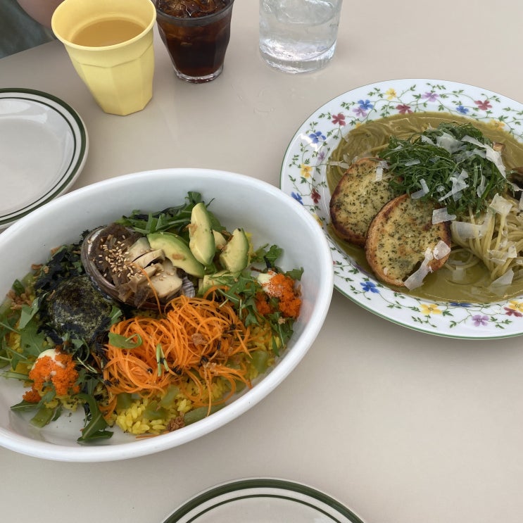 [신동 카페거리] 전복 게우 파스타가 맛있는 아빠가 만든 전복장, 아장아장