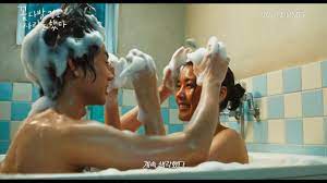  꽃다발 같은 사랑을 했다.                      본 사람만 보세요.(스포)
