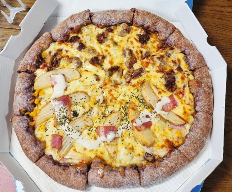 피자 알볼로 추천, 두 가지 맛을 한 번에 즐기다: 포테이토+불고기 피자