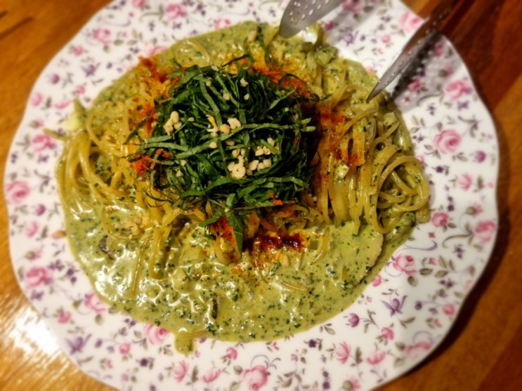  합정 묘한식탁 깻잎파스타와 굴라쉬 독특한 파스타맛집