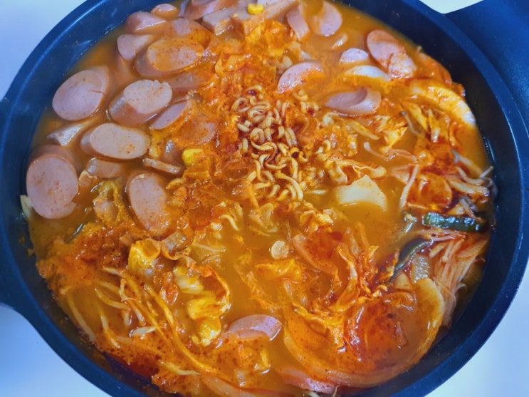  미우새 밀키트 담꾹 부대찌개 8살도 잘먹네.명일동 24시