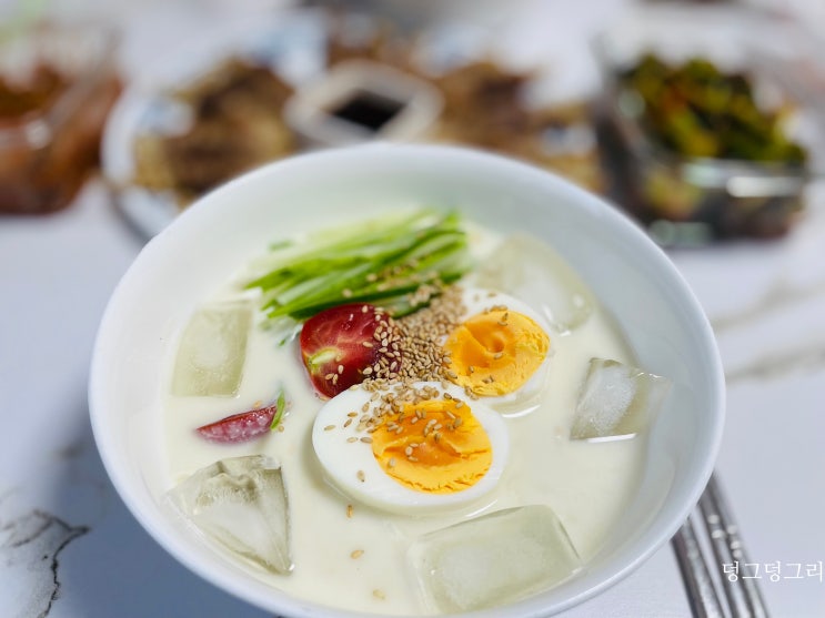  진하고 고소한 김구원선생 흑임자 콩물 콩국수, 두부곤약면으로