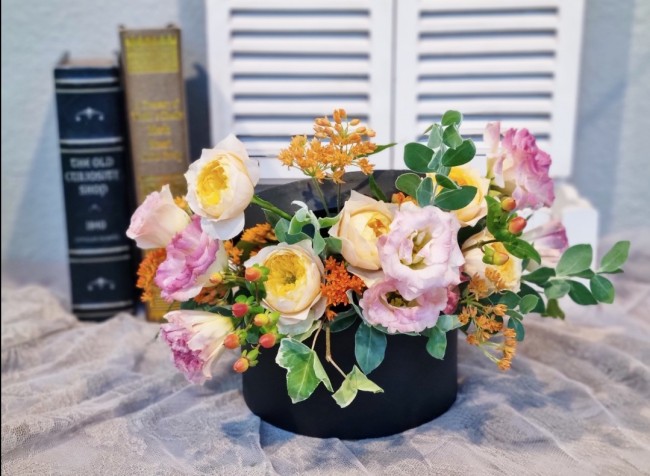  flower. 열세번째 / 햇박스 & 가공화 토피어리