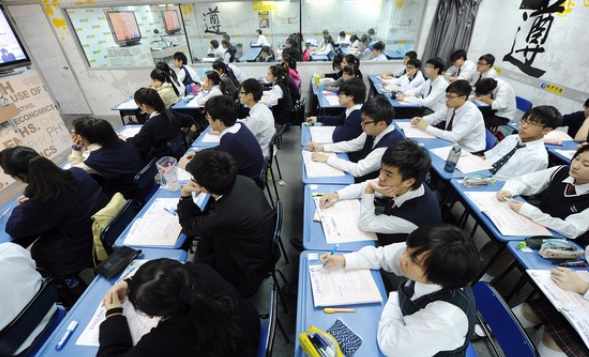 중국 사교육 금지하는 이유, 상해종합, 심천, 홍콩항셍 지수 2%대 하락 (텐센트 주가 하락) 미국상장 중국주식 티커 TAL, EDU, GOTU 상장폐지? 중국 사교육 금지하는 이유, 상해종합, 심천, 홍콩항셍 지수 2%대 하락 (텐센트 주가 하락) 미국상장 중국주식 티커 TAL, EDU, GOTU 상장폐지?