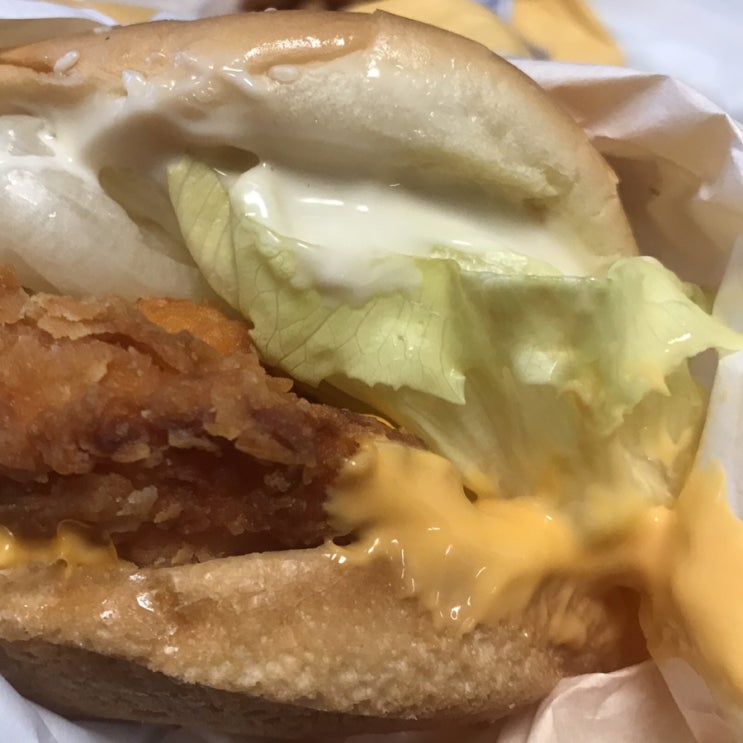  맘스터치 딥치즈버거세트,싸이버거단품, 양념반반 한마리치킨 후기