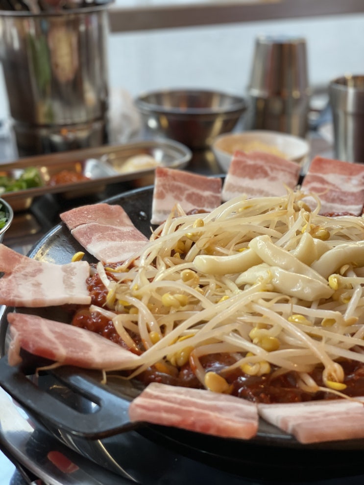  송리단길 술집 박복순쭈꾸미 쭈삼엔 진로이즈백!