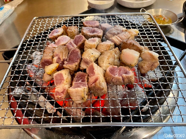 대구 죽전역맛집 조타조아참숯구이에서 목살 뿌시고왔어요