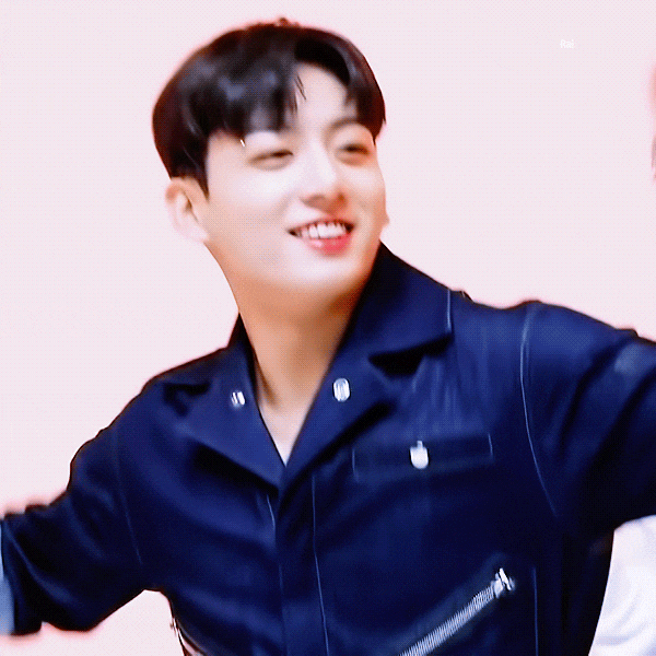 BTS 정국 Permission to Dance 스테이지 직캠 방탄소년단 전정국 보정 움짤! BTS 정국 Permission to Dance 스테이지 직캠 방탄소년단 전정국 보정 움짤!